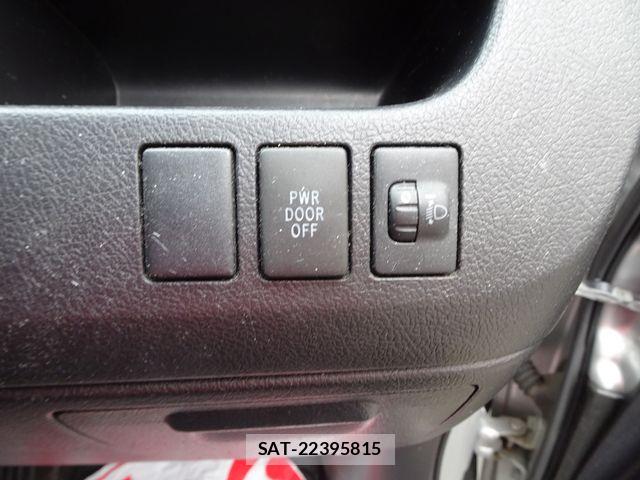 Toyota VOXY 2012-02 7331111-20
