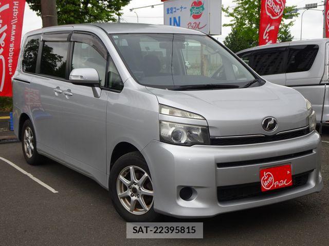 Toyota VOXY 2012-02 7331111-3