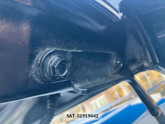 Toyota VOXY 2017-11 7331058-10