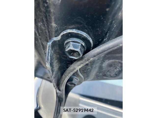 Toyota VOXY 2017-11 7331058-20