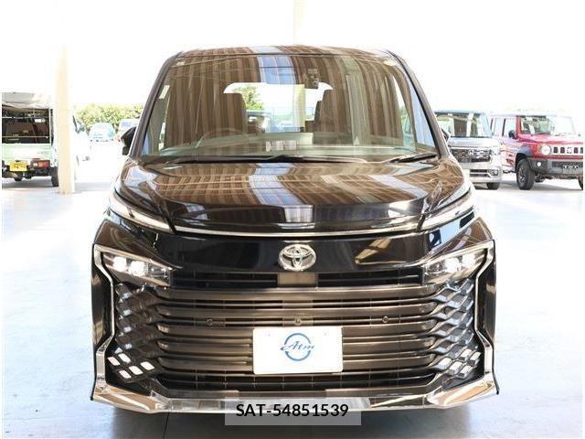 Toyota VOXY 2024-06 7331031-25