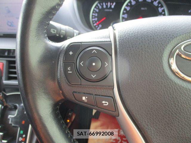 Toyota VOXY 2015-12 7331088-20