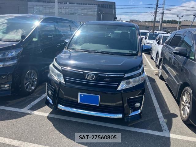 Toyota VOXY 2015-11 7331063-1