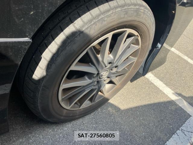 Toyota VOXY 2015-11 7331063-7