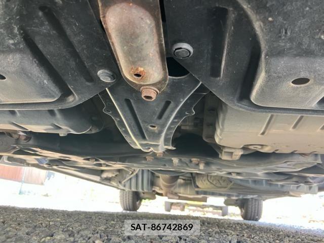 Toyota VOXY 2010-10 7331122-26