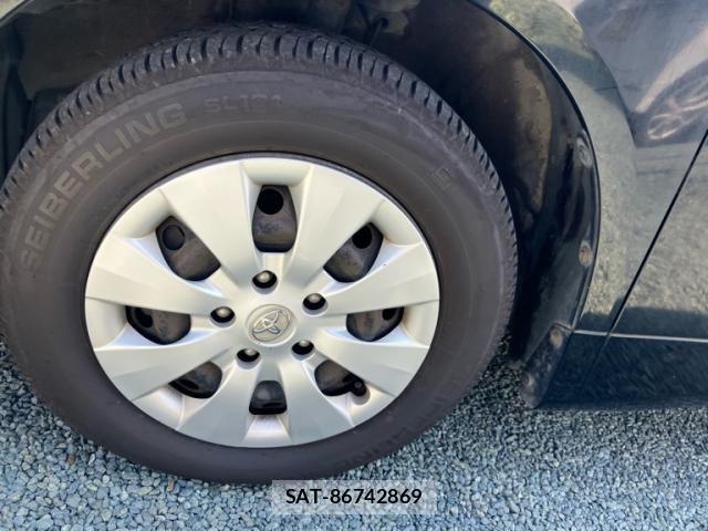 Toyota VOXY 2010-10 7331122-7
