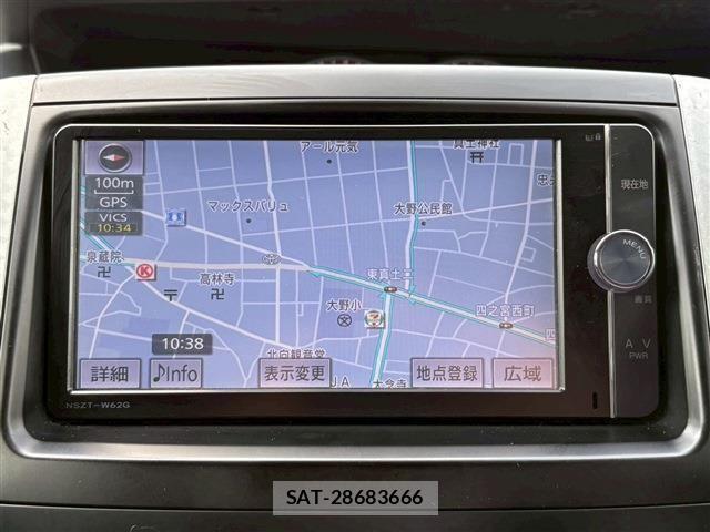 Toyota VOXY 2013-07 7331101-21