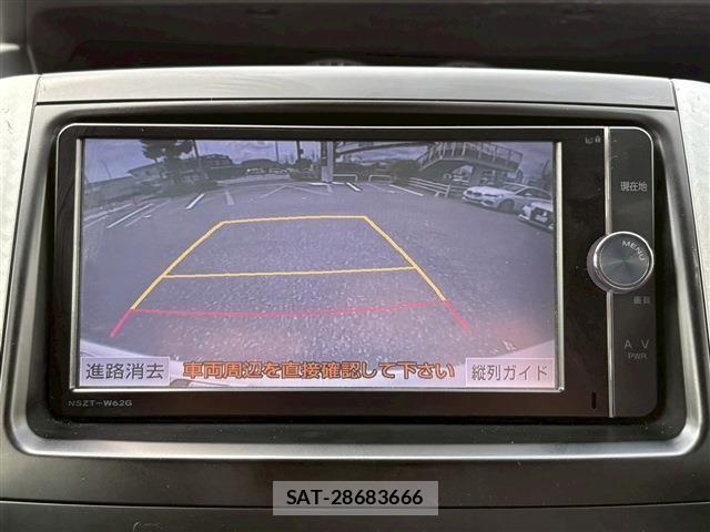 Toyota VOXY 2013-07 7331101-22