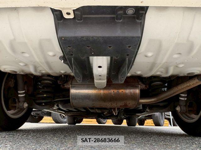 Toyota VOXY 2013-07 7331101-29