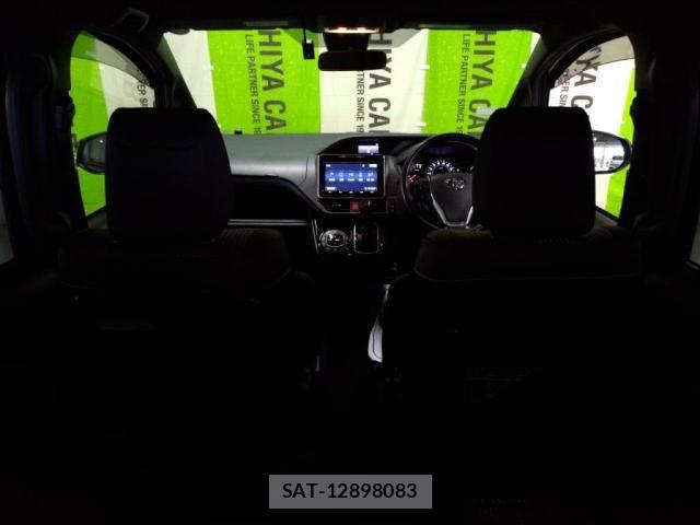 Toyota VOXY 2017-12 7331054-2
