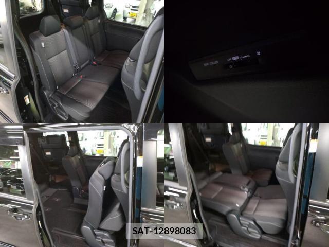 Toyota VOXY 2017-12 7331054-6