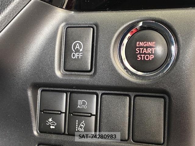 Toyota VOXY 2019-03 7331050-13