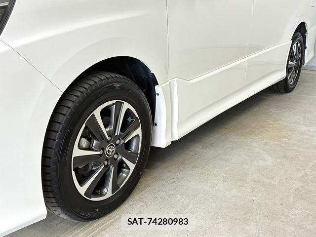 Toyota VOXY 2019-03 7331050-23