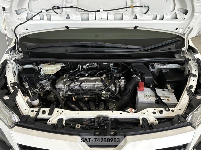 Toyota VOXY 2019-03 7331050-27