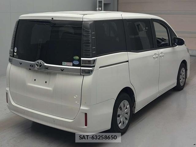 Toyota VOXY 2020 7335624-1