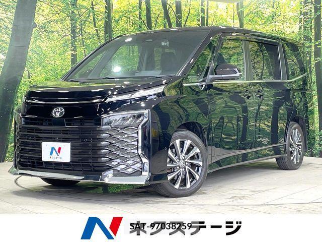 Toyota VOXY 2022-08 7331027-0