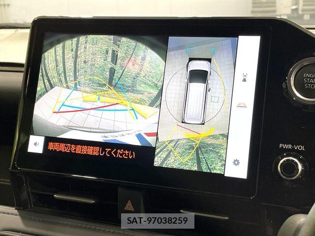 Toyota VOXY 2022-08 7331027-3