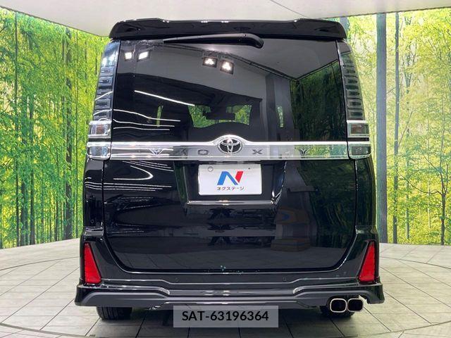 Toyota VOXY 2021-12 7331032-15