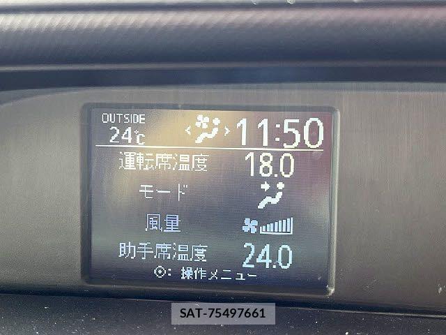 Toyota VOXY 2015-09 7331072-16