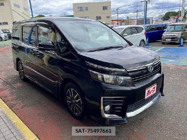 Toyota VOXY 2015-09 7331072-6