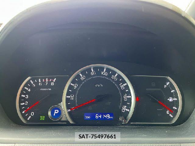 Toyota VOXY 2015-09 7331072-7