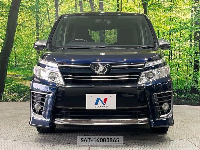 Toyota VOXY 2015-09 7331073-15
