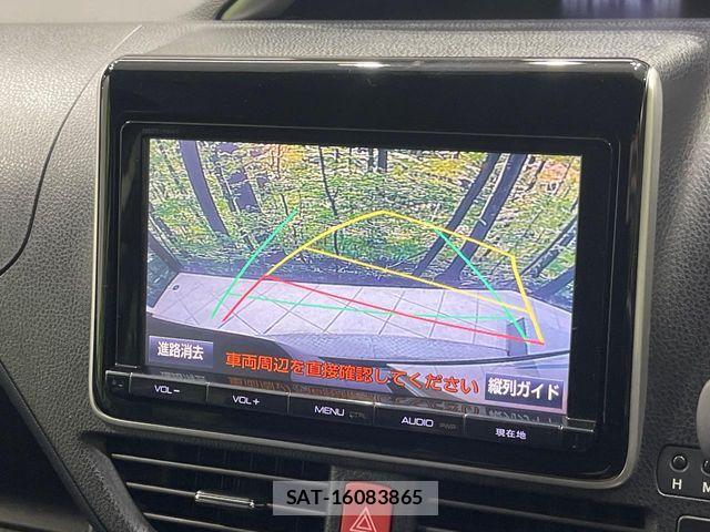 Toyota VOXY 2015-09 7331073-3