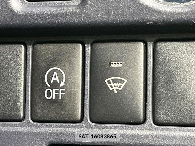 Toyota VOXY 2015-09 7331073-5