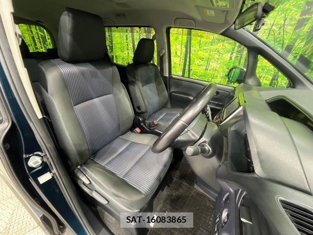 Toyota VOXY 2015-09 7331073-8