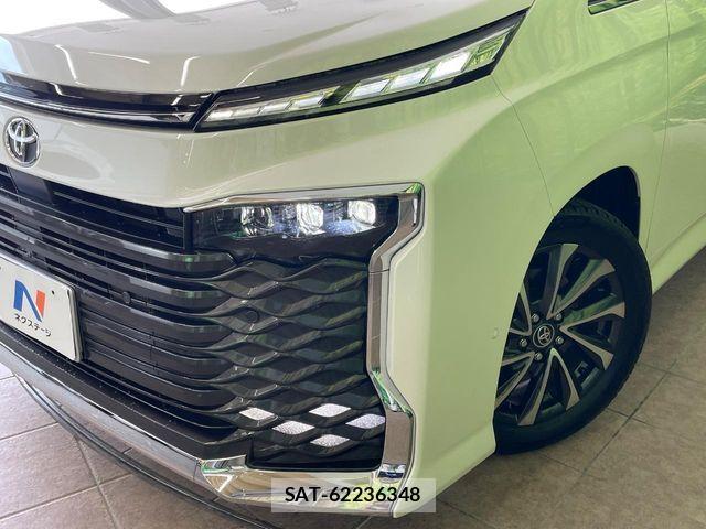 Toyota VOXY 2024-09 7331016-13