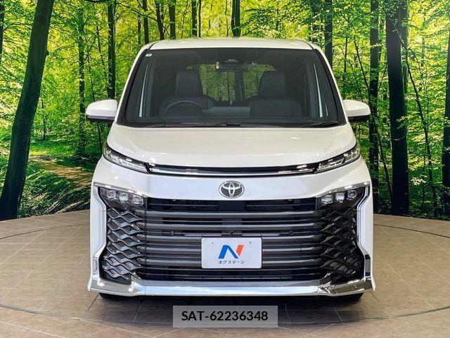 Toyota VOXY 2024-09 7331016-15