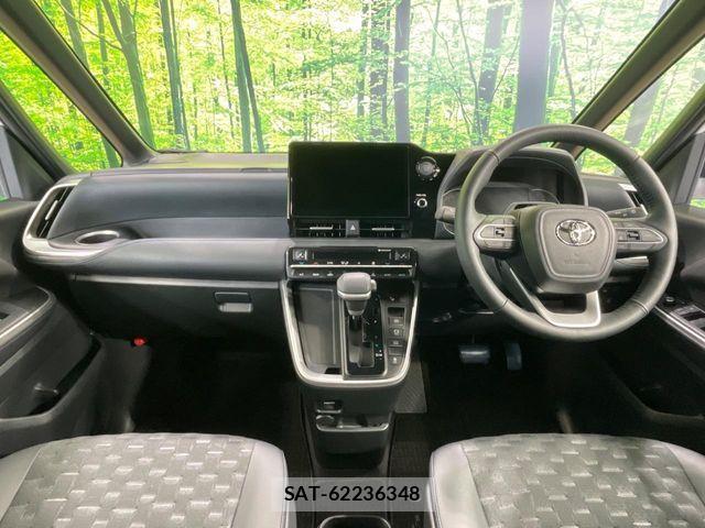 Toyota VOXY 2024-09 7331016-1