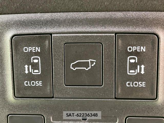Toyota VOXY 2024-09 7331016-6