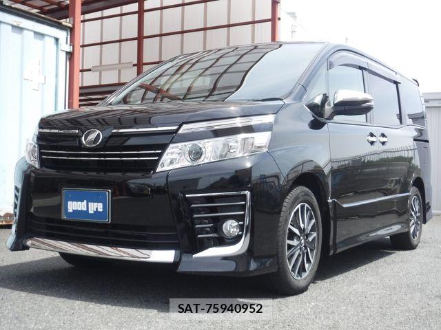 Toyota VOXY 2015-12 7331062-0
