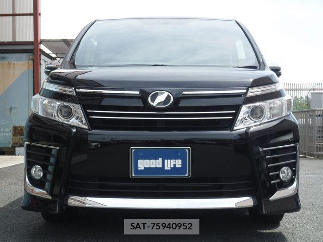 Toyota VOXY 2015-12 7331062-1