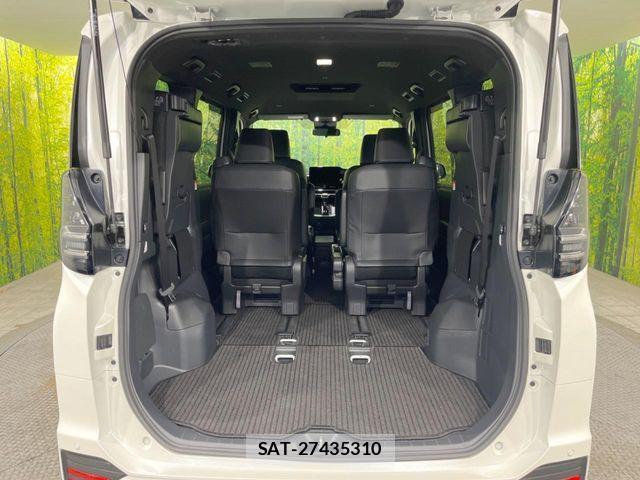 Toyota VOXY 2024-06 7331018-10