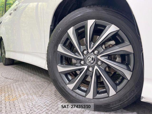 Toyota VOXY 2024-06 7331018-13