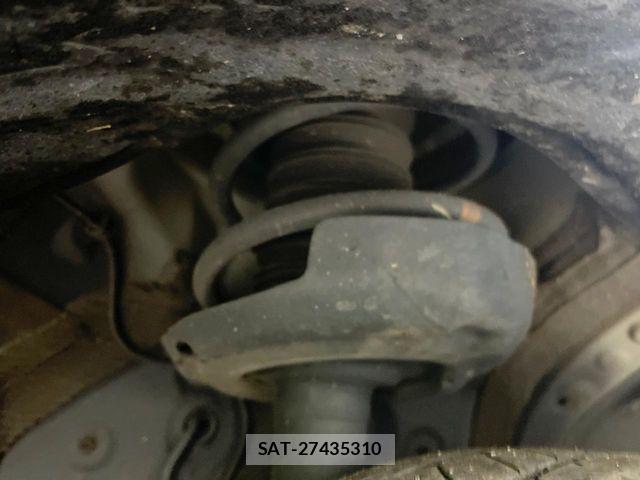 Toyota VOXY 2024-06 7331018-19