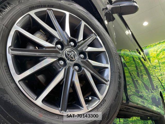 Toyota VOXY 2014-01 7331060-13