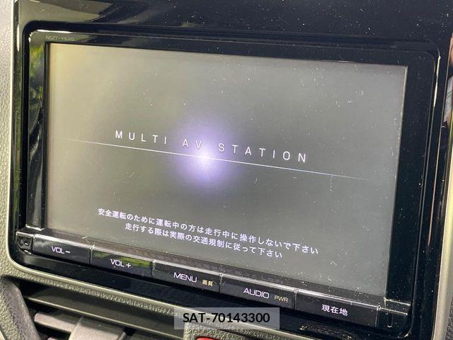 Toyota VOXY 2014-01 7331060-3