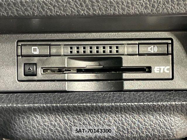 Toyota VOXY 2014-01 7331060-6