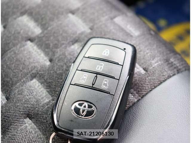 Toyota VOXY 2024-03 7331010-22