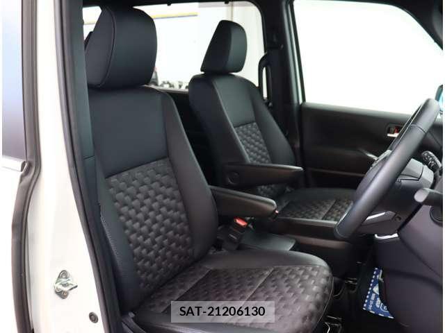 Toyota VOXY 2024-03 7331010-8