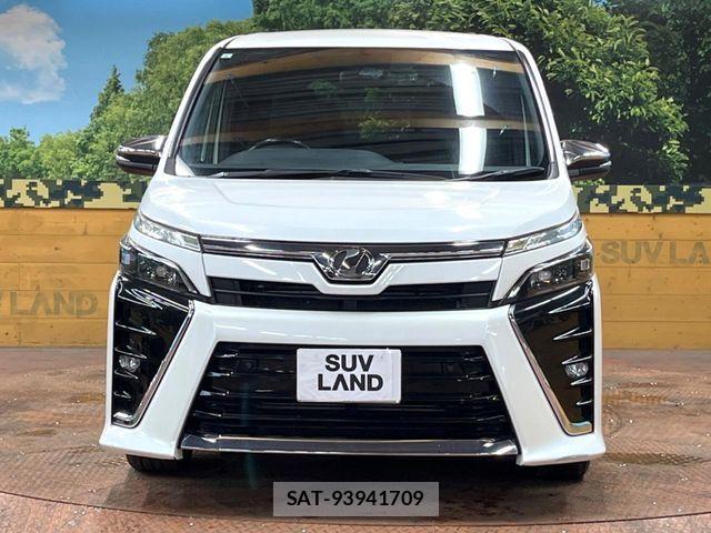 Toyota VOXY 2019-09 7360405-14