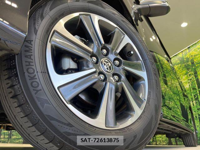 Toyota VOXY 2021-07 7360403-13