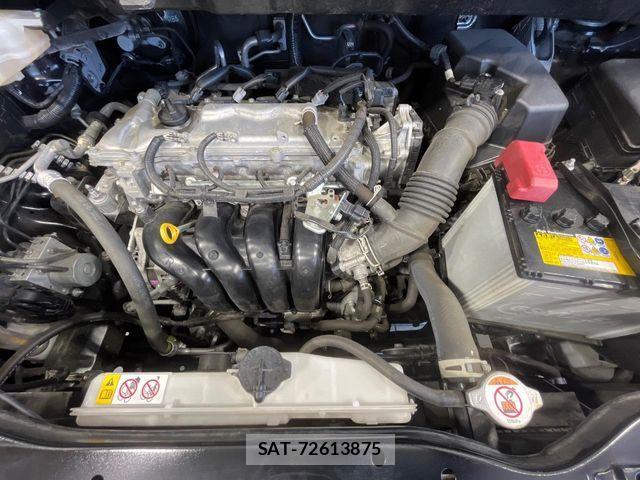 Toyota VOXY 2021-07 7360403-18