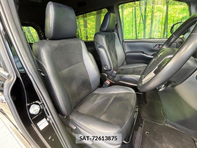 Toyota VOXY 2021-07 7360403-7