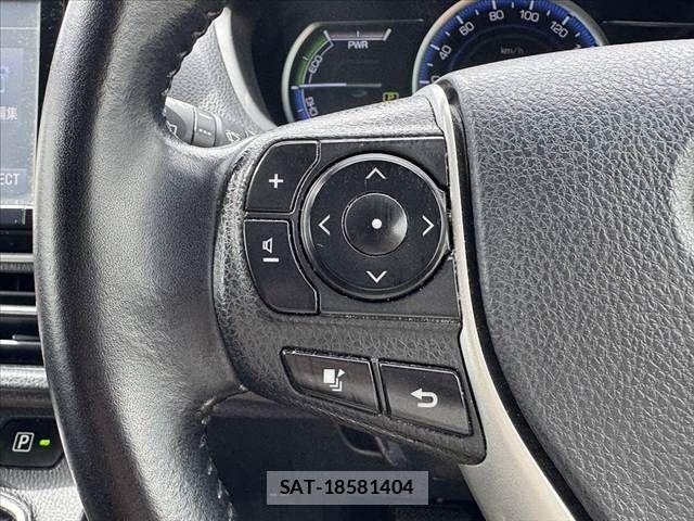 Toyota VOXY 2016-07 7360428-27