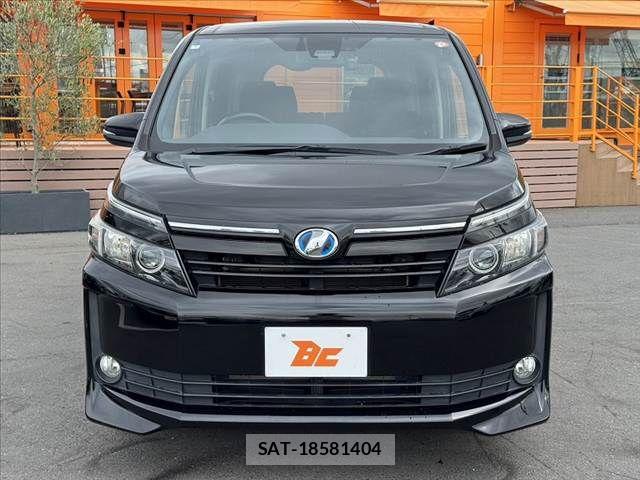 Toyota VOXY 2016-07 7360428-8