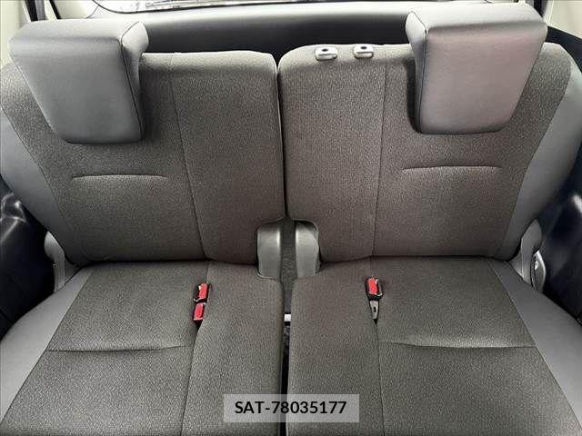Toyota VOXY 2013-09 7360431-19